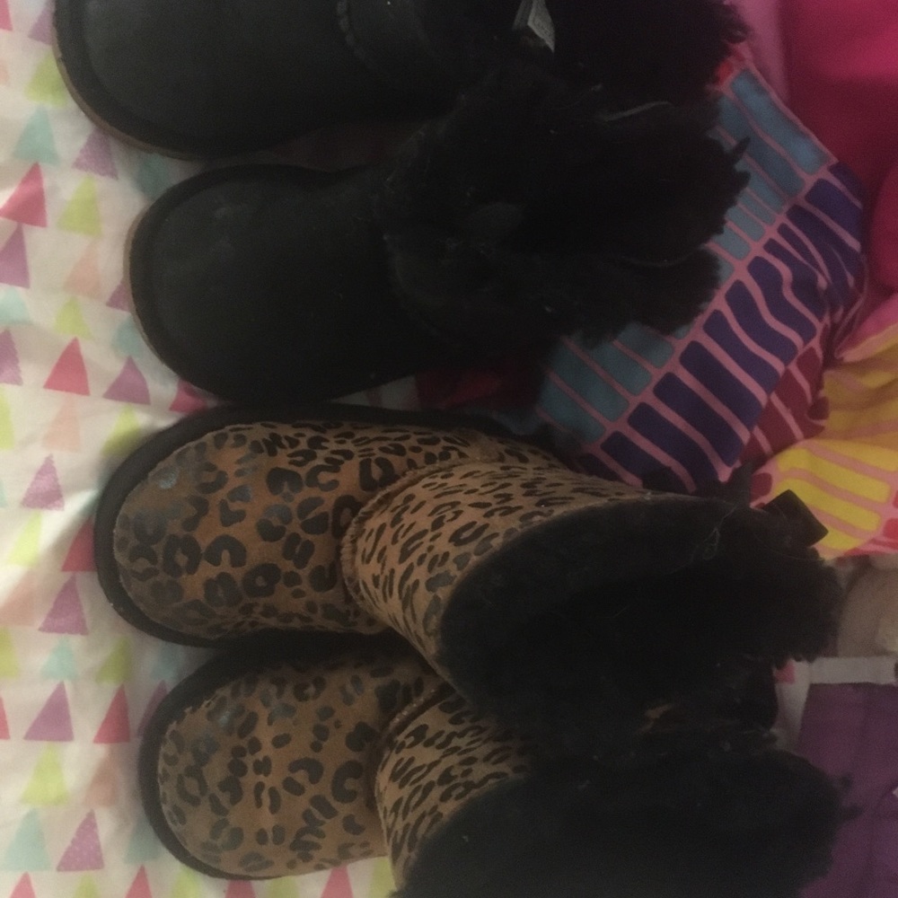 2 PAIR TODDLER UGGS